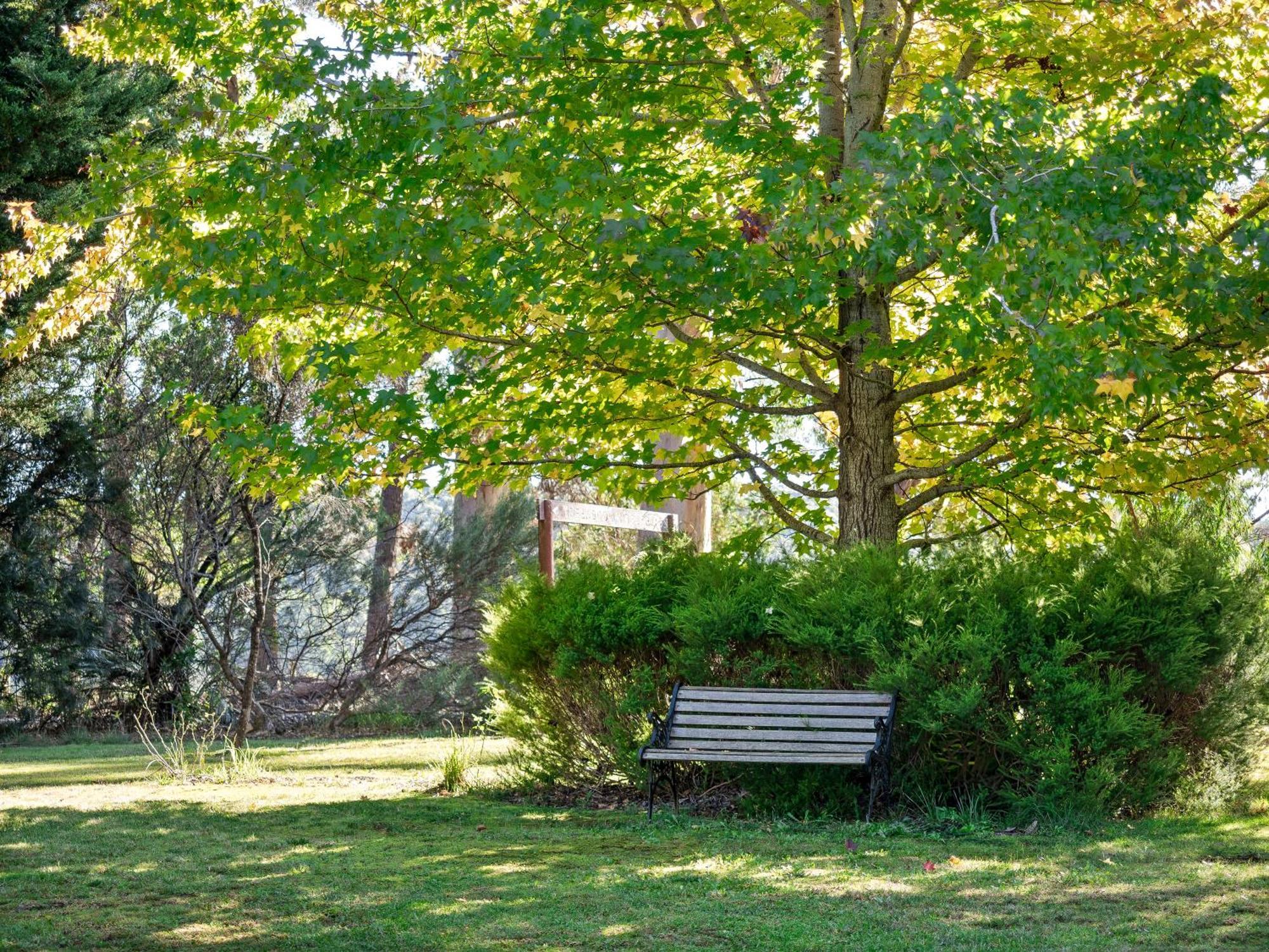 Treenbrook Cottages Pemberton Exterior photo